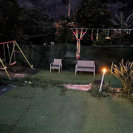 Holiday home Petit Coin De Paradis